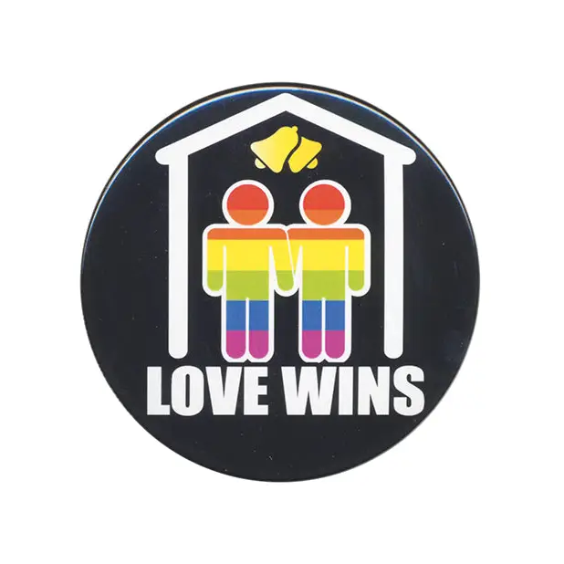 3’’ Button Men - Love Wins - Party Supplies