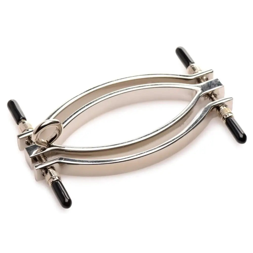 Adjustable pussy clamp with chain leash and black handles for versatile restraint play