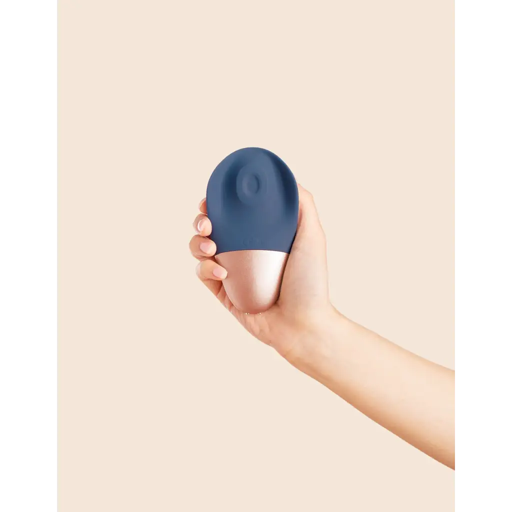 Deia ’The Arouser’ Pulsating External Stimulator - Blue - Stimulators