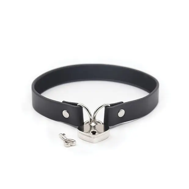 Ple’sur PVC Collar With Heart Lock & Key - Black - Collar