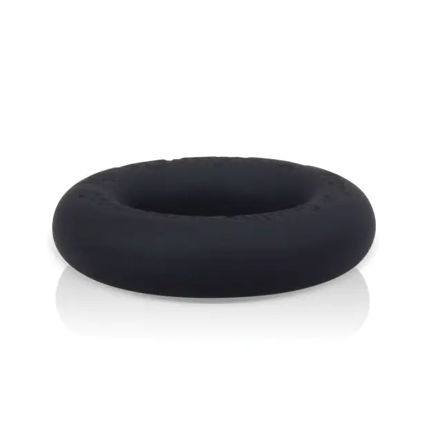 Screaming O RingO Ritz: Mega Stretchy Black Rubber Ring on White Background